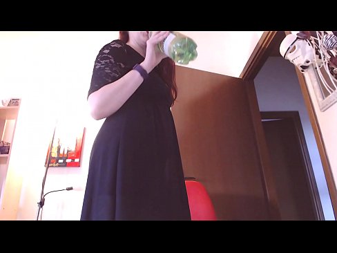 ❤️ Un schiavu sottumessu chì ama i mutandine brutte è luscious hè obligatu à masturbarsi dopu avè vistu stu video! ❤️ Bella porno à noi