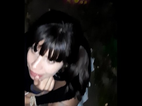 ❤️ In a strada pene gonfiatu in cambiu di caramelle ❤️ Bella porno à noi